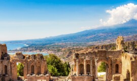 Taormina – Siziliens Hügelstadt mit Blick auf den Ätna Taormina