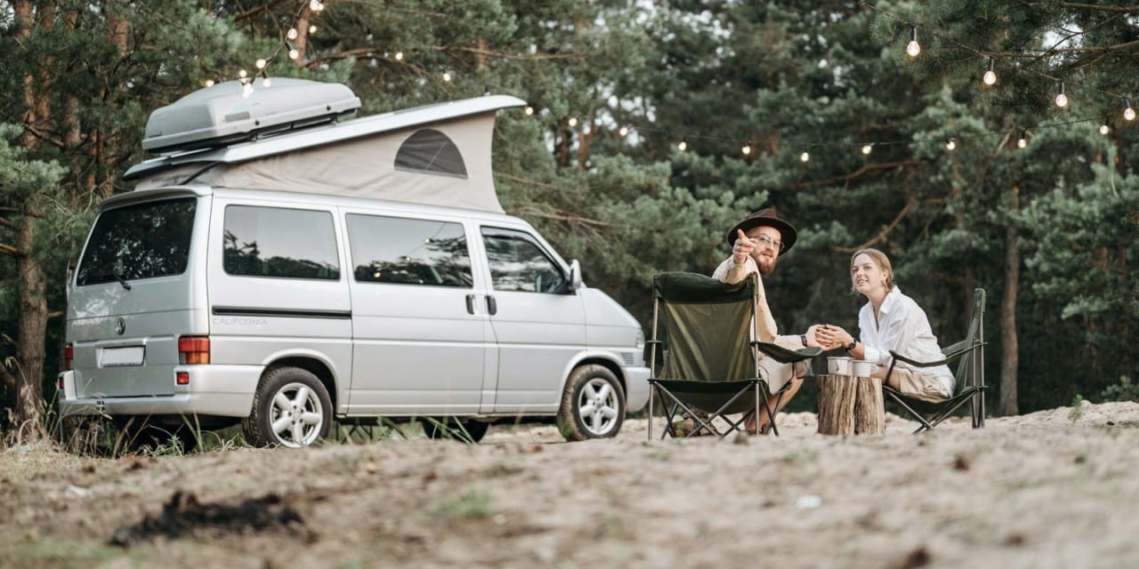 Nachhaltig campen: Tipps vom TÜV für umweltfreundliches Reisen