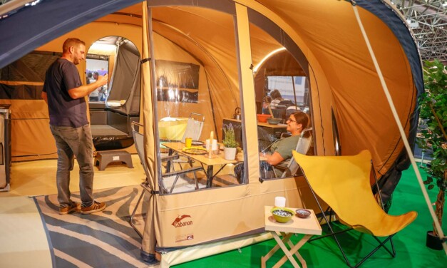 Caravan Salon Düsseldorf: Dachzelte, Fahrradcamping und Zubehör im Trend
