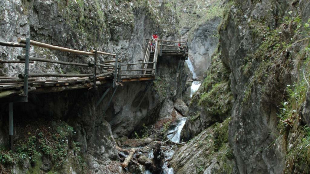 Dr. Vogelgesang-Klamm: Naturschauspiel des stürzenden Wassers