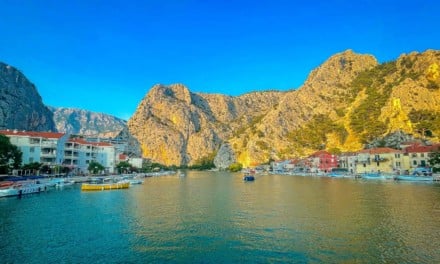 Camping am Sandstrand in Kroatien: für Familien und Surfer