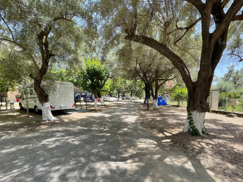 Lefkada Camping Poros Beach @VANLIFE Magazin