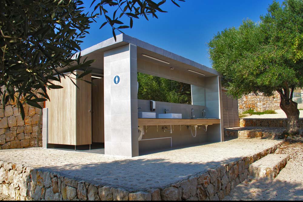Sanitärhaus Olea Camping