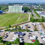 Bodensee: Camping mit Blick auf den Zeppelinhangar