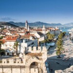 Trogir – historische Altstadt zwischen Festland und Meer in Kroatien