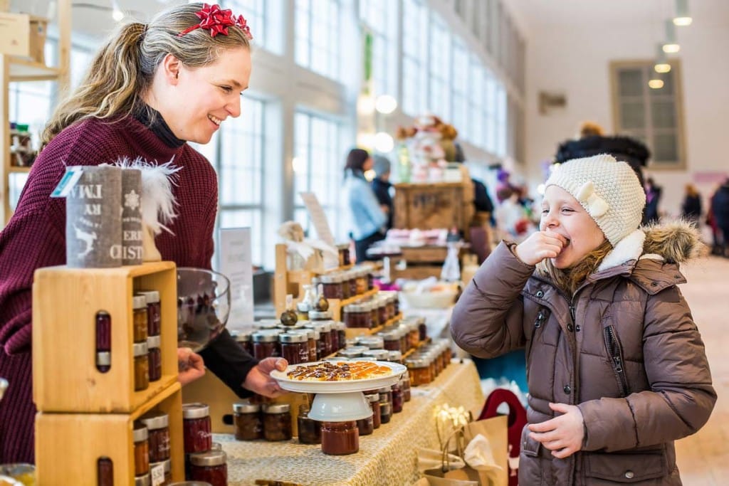 Weihnachtsmarkt Schloss Hof ©SKB | Astrid Knie
