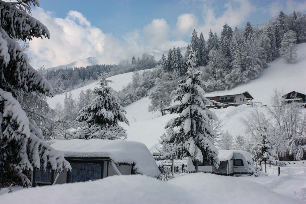 Wintercamping natürlich Hell